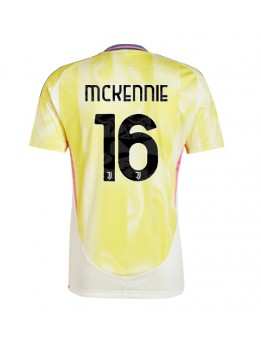 Juventus Weston McKennie #16 Replika Borta Kläder 2024-25 Kortärmad